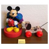 J1 - VINTAGE TOY LOT COLLECTIBLES (D297)