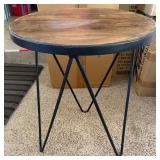 J1 - MODERN INDUSTRIAL ROUND SIDE TABLE