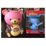 J1 - LOT OF COLLECTIBLE VINYL FIGURES (D228)
