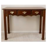 J1 - CLASSIC THREE-DRAWER WOOD CONSOLE