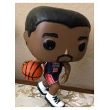 J1 - USA BASKETBALL COLLECTIBLE FIGURE (D117)