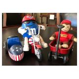 J1 - LOT OF VINTAGE CHARACTER TOYS (D191)