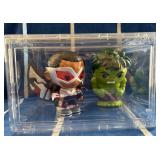 J1 - LOT OF TWO COLLECTIBLE FIGURINES (K83)