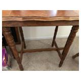 J1 - VINTAGE WOOD DINING TABLE SET (D320)