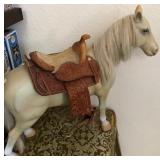 J1 - VINTAGE HORSE FIGURE WITH SADDLE (D196)