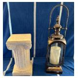 J1 - LOT OF TWO DECORATIVE ITEMS (K129)