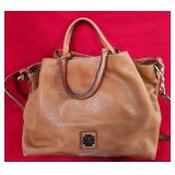 513 - DOONEY & BOURKE LEATHER SHOULDER BAG (T156)