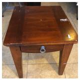S2 - VINTAGE SIDE TABLE WITH DRAWER (L167)