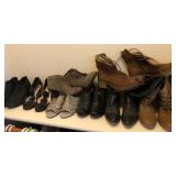 S2 - MIXED LOT OF WOMEN'S SHOES SIZE 6 (R55)