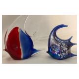 S2 - TWO ART GLASS FISH FIGURINES (L121)