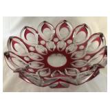 S2 - VINTAGE CUT-TO-CLEAR CENTERPIECE BOWL (L136)