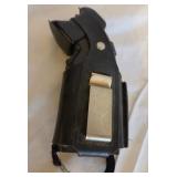 S2 - VINTAGE CAMERA ACCESSORY CASE (L257)