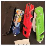 J2 - FOUR COLLECTIBLE KNIVES (F135)