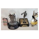 J2 - MIXED LOT OF COLLECTIBLES (L195)