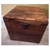 J2 - RUSTIC WOODEN KEEPSAKE BOX 13X13" (F169)
