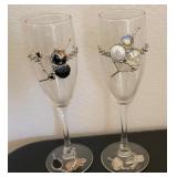 J2 - PAIR OF DECORATIVE CHAMPAGNE FLUTES (F91)