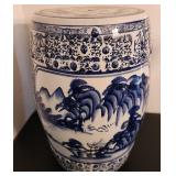 J2 - BLUE & WHITE WARE CERAMIC GARDEN STOOL (F11)
