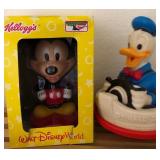 J1 - DISNEY CHARACTER COLLECTIBLE FIGURINE SET