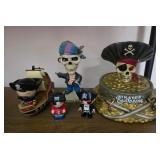 J1 - PIRATE THEMED COLLECTIBLE FIGURINES SET (E108