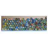 J1 - LARGE LOT VINTAGE MARBLES (A504)