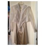 J1 - WHITE HOUSE BLACK MARKET SILK DRESS (A137)