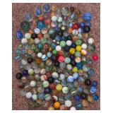 J1 - ASSORTED VINTAGE MARBLES LOT (A526)