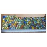 J1 - LARGE LOT VINTAGE GLASS MARBLES (A502)