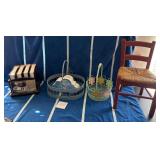J1 - LOT ASSORTED HOME DECOR ITEMS (K120)