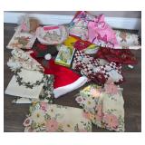 J4 - ASSORTED TEXTILES & HOLIDAY DECOR LOT