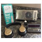 J4 - LOT OF VINTAGE RADIOS AND HEADPHONES (L63)
