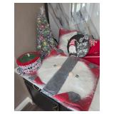 J4 - LOT OF HOLIDAY DECOR ITEMS (L174)