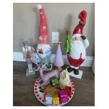 J4 - LOT OF HOLIDAY DECOR ITEMS (L153)