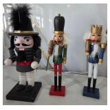 J4 - LOT OF 3 WOODEN NUTCRACKER FIGURES (L164)