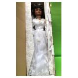 SW - COLLECTIBLE DOLL (Z43)