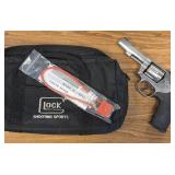 RB - SMITH & WESSON .38 SPL REVOLVER W/ LOCK