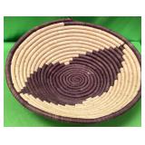 SW - HAND CRAFTED WOVEN COILED BASKET (Z11)