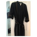 N1 - BILL BLASS ROBE WITH GOLD PIPING (M61)