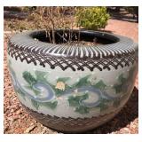 N1 - DECORATIVE CERAMIC PLANTER POT (F1)