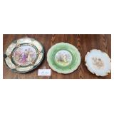 11 - THREE VINTAGE COLLECTIBLE PLATES (K10)