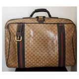 11 - GUCCI TRAVEL BAG (B26)