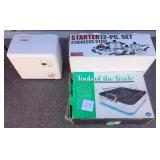 722 - COOKWARE SET, ROASTING PAN, BREAD MACHINE
