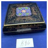 722 - VINTAGE KEEPSAKE BOX (K86)