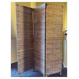 12 - WOVEN 4 PANEL ROOM DIVIDER 72"