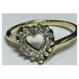 10KT GOLD SIZE 5 DIAMOND RING 1.60GRS