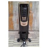 11 - PELONIS SPACE HEATER (C21)
