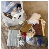 S1 - MIXED LOT OF YARN & LACE