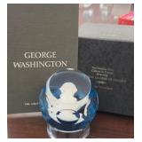 S1 - GEORGE WASHINGTON FRANKLIN MINT PAPERWEIGHT