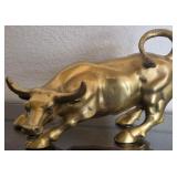S1 - BRASS-TONE BULL FIGURINE 5"T (L17)
