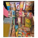 S1 - MISC CHILDRENS BOOK LOT (G90)