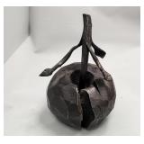 513 - CAST METAL DECORATIVE FRUIT W/ STEM (T58)